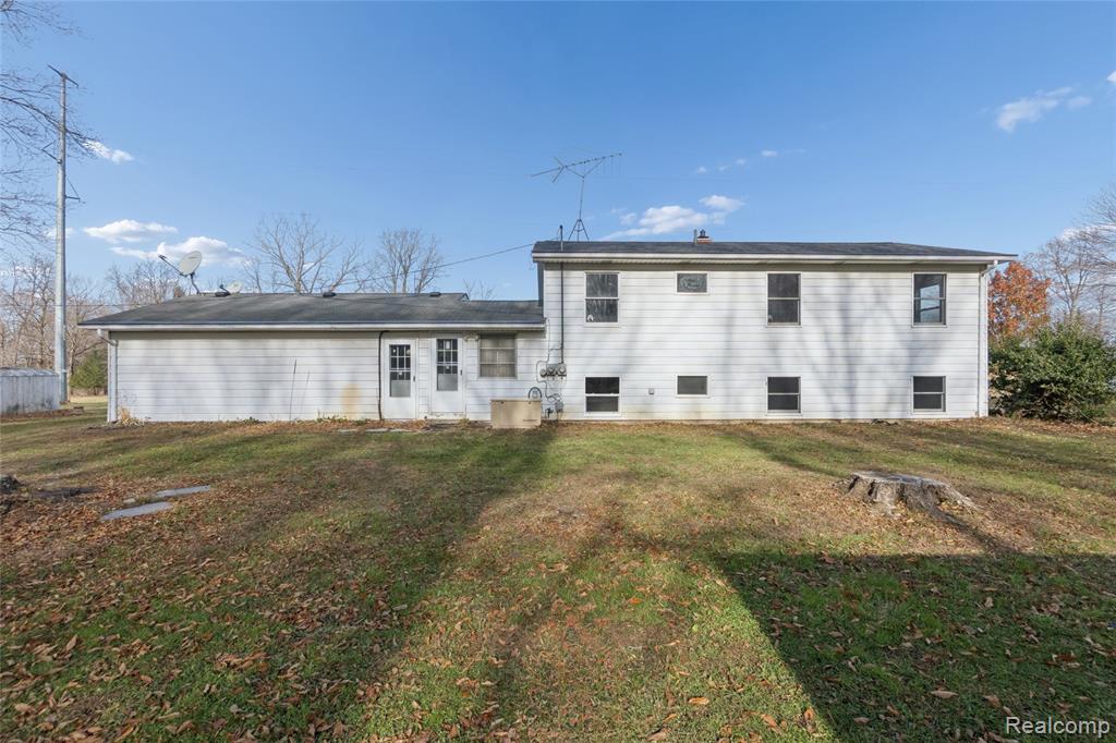 8603 Killinger Road, Fowlerville, MI 48836 — Photo 32