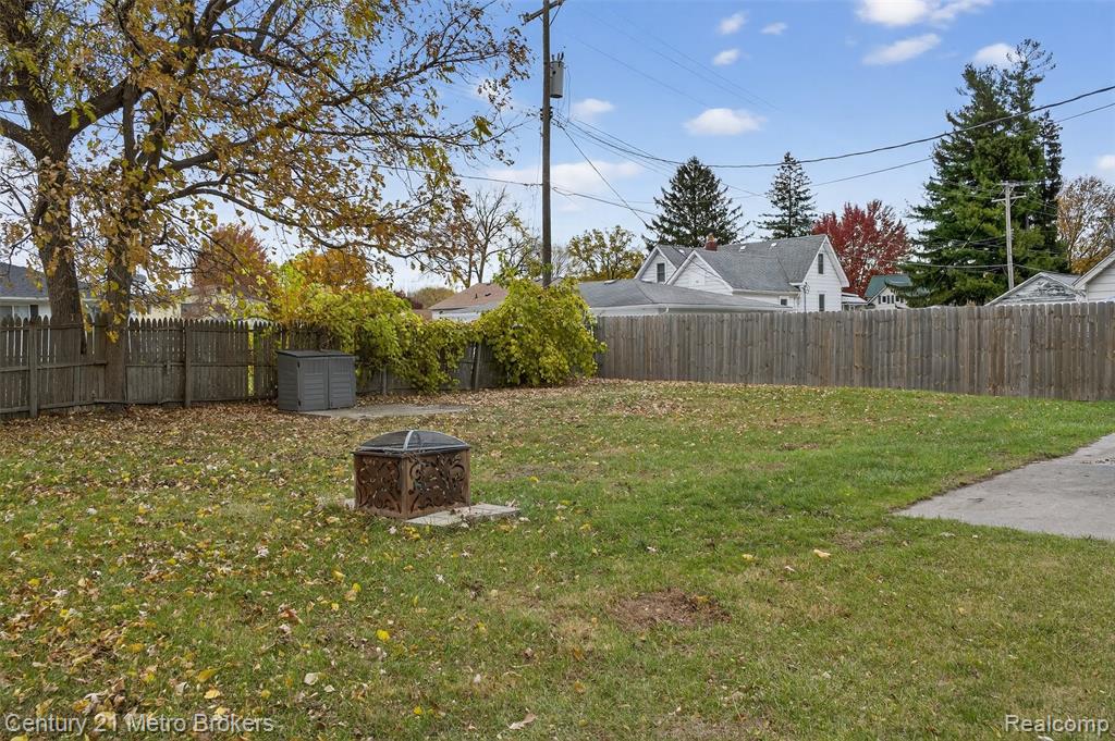 226 Bell Street, Marine, MI — Photo 5