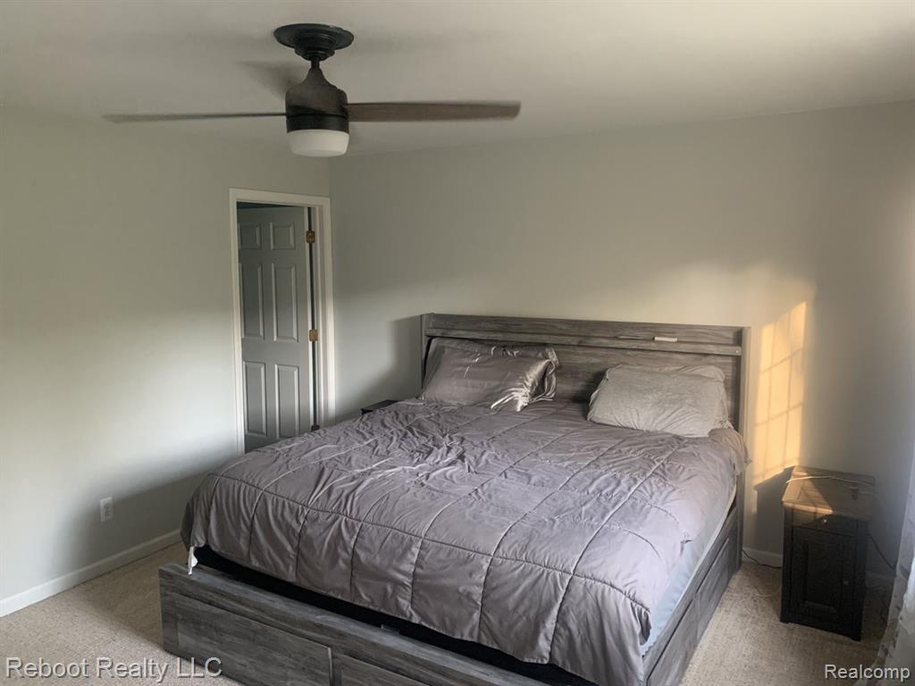 7019 MAGNOLIA Lane, Waterford, MI 48327 — Photo 16