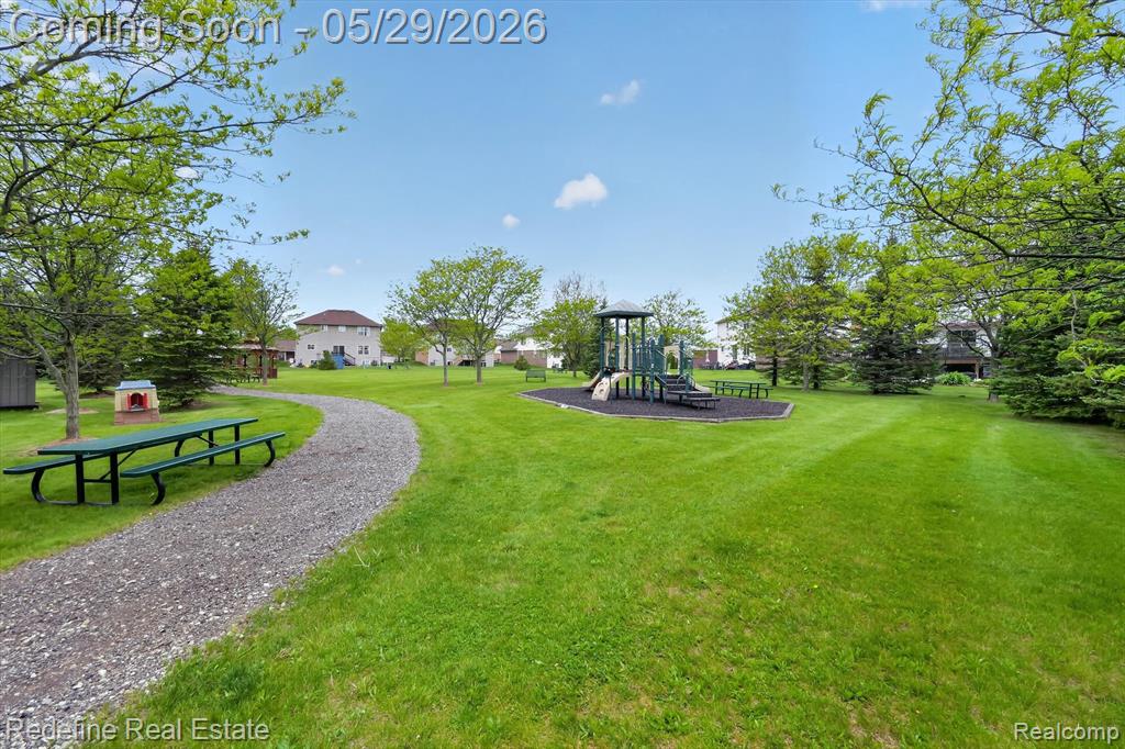 42060 Salem Court, Belleville, MI 48111 — Photo 49