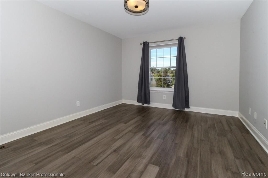 3110 VILLAGE Circle, Ann Arbor, MI 48108 — Photo 18