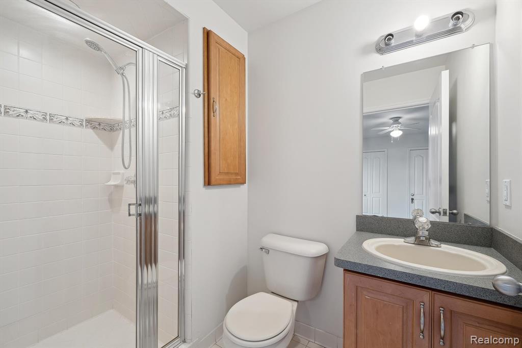 55712 LANCEWOOD Drive, Shelby Twp, MI 48316 — Photo 45