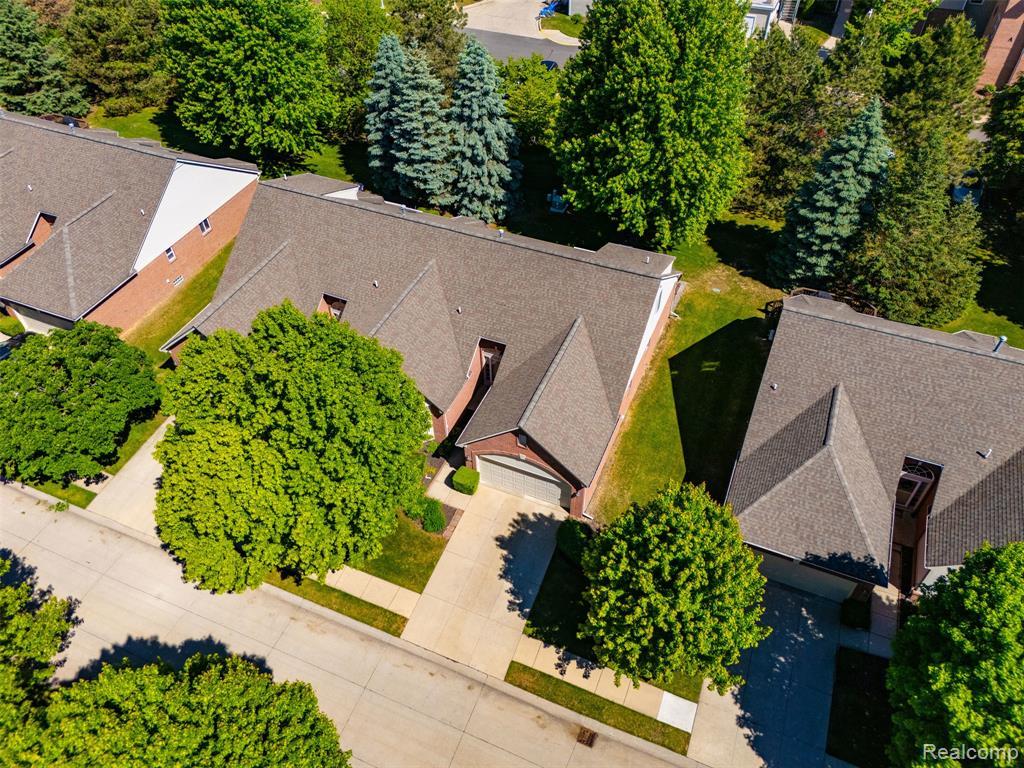 4421 Honeysuckle Drive, Sterling Heights, MI 48314 — Photo 58