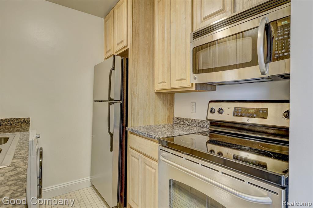 15 E Kirby Street, 601, Detroit, MI 48202 — Photo 13