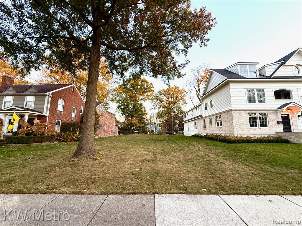 0000 Williams Lake Rd., White Lake, MI, 00000