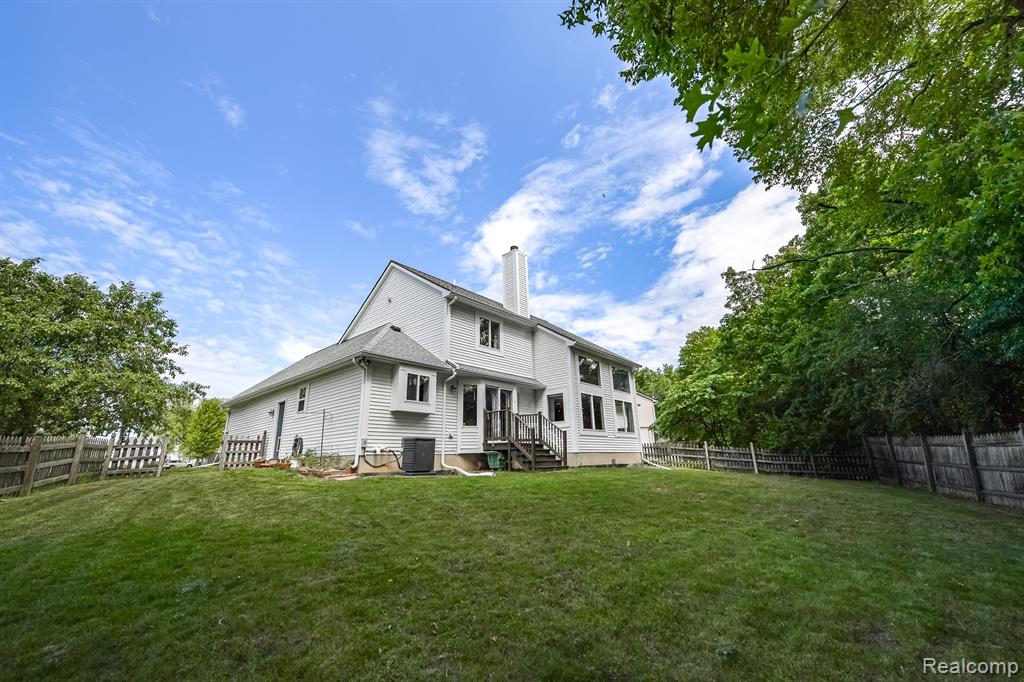 5842 GLEN CREEK Court, Ann Arbor, MI 48108 — Photo 35
