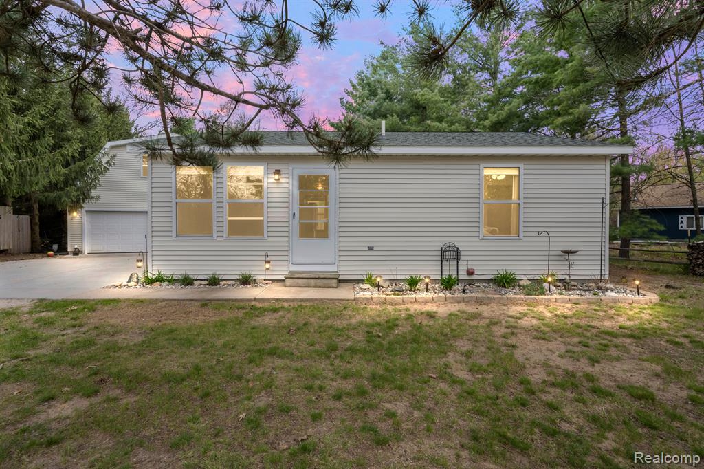 1125 HOUND DOG Trail, St. Helen, MI 48656 — Photo 3