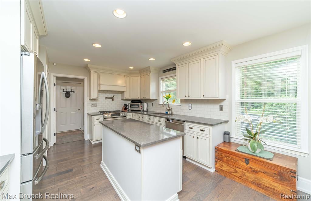 1478 Courtney Court, Hartland, MI 48353 — Photo 25