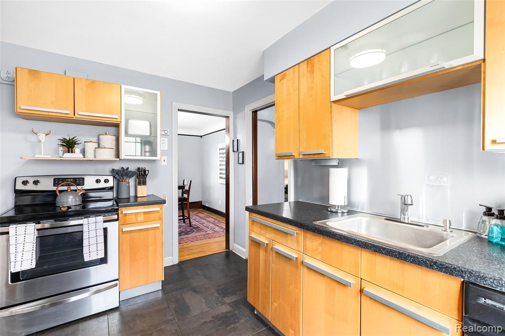 604 W Hudson Avenue, Royal Oak, MI 48067 — Photo 41