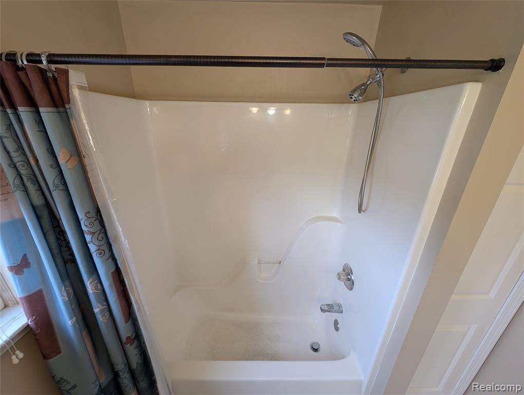 33445 Bay Hill Drive, Romulus, MI 48174 — Photo 30