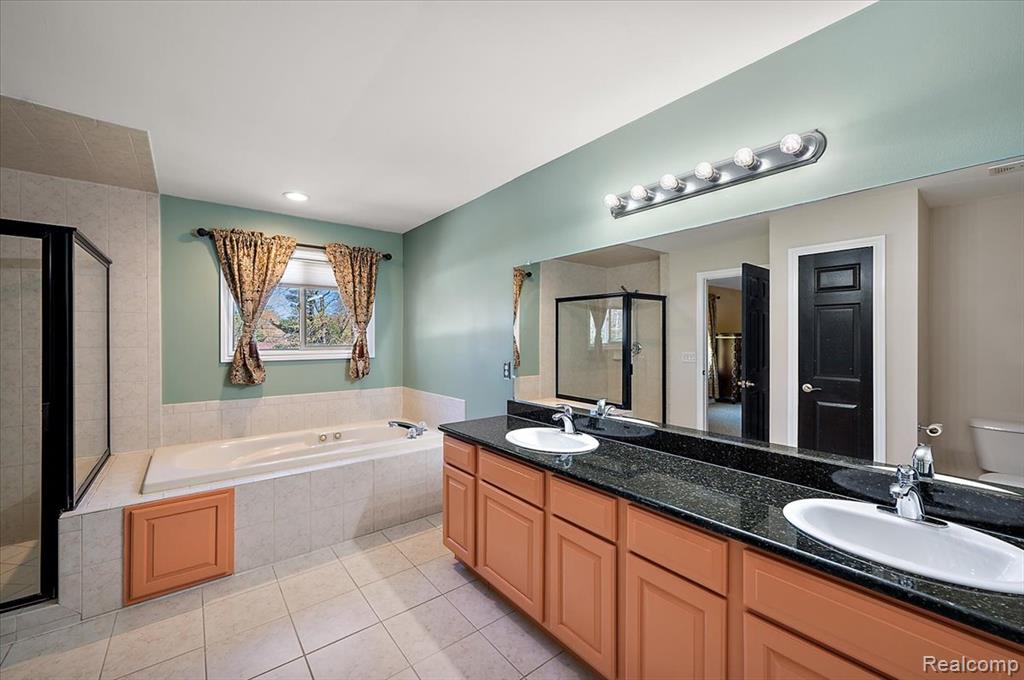 49931 Shelby Creek Drive, Utica, MI 48317 — Photo 39