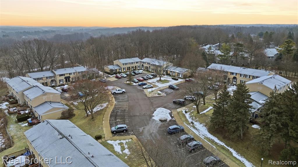 759 Hilldale Circle, Milford, MI 48381 — Photo 27
