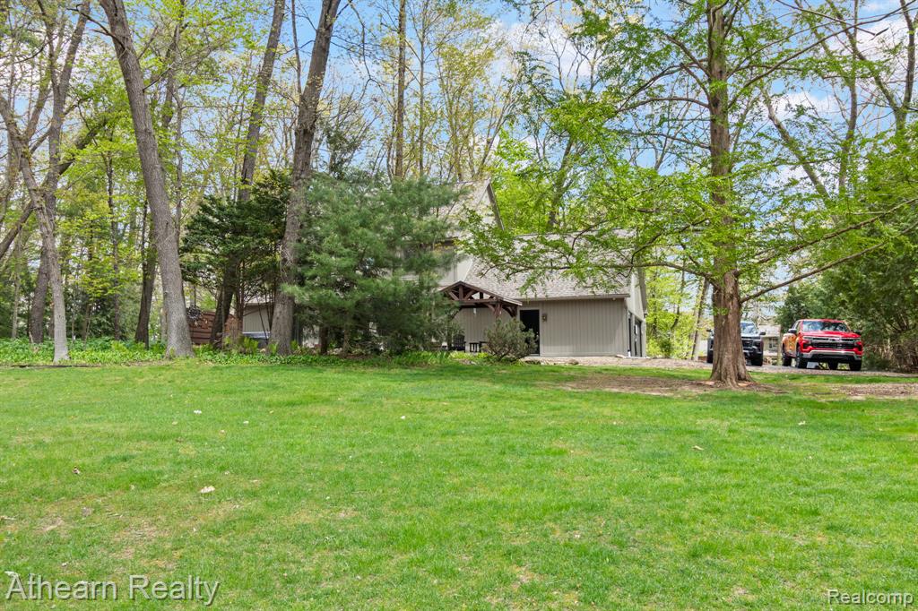 5126 Braddock Court, Brighton, MI 48114 — Photo 19