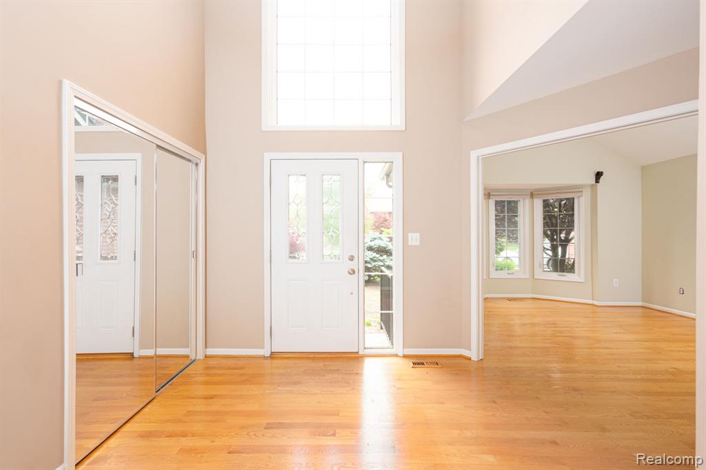 47248 Malburg Way Drive, Macomb, MI 48044 — Photo 12