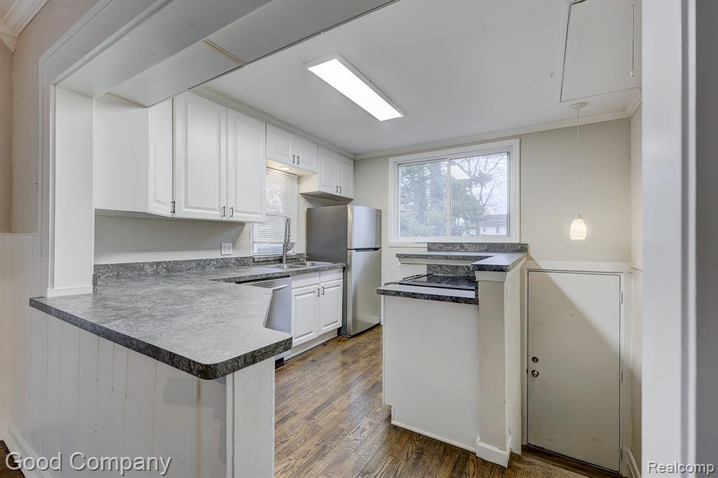 807 Baldwin Avenue, Royal Oak, MI 48067 — Photo 9