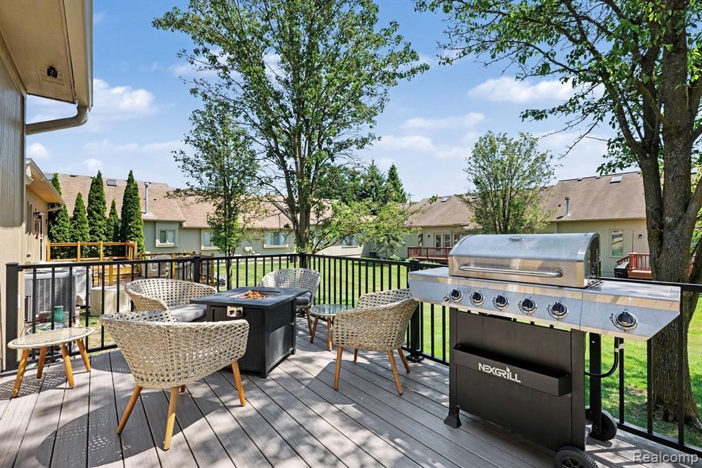 4337 Elaine Court, Utica, MI 48316 — Photo 36