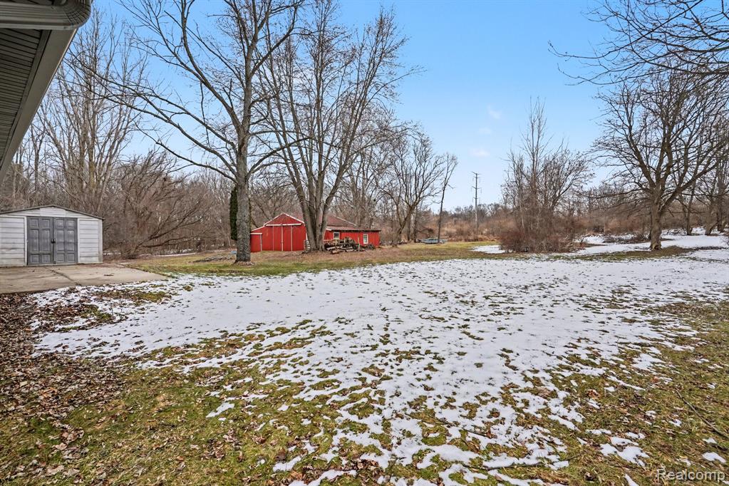 5051 Dutcher Road, Howell, MI 48843 — Photo 28