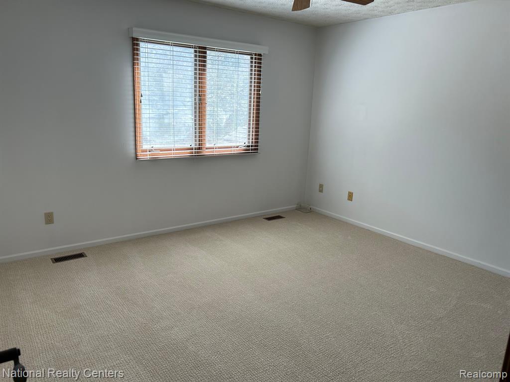 6572 RIDGEVIEW Drive, Clarkston, MI — Photo 15