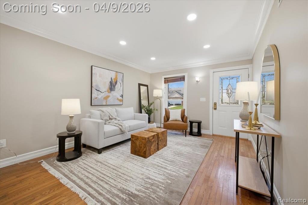 889 Hadley Road, Rochester Hills, MI 48333 — Photo 8