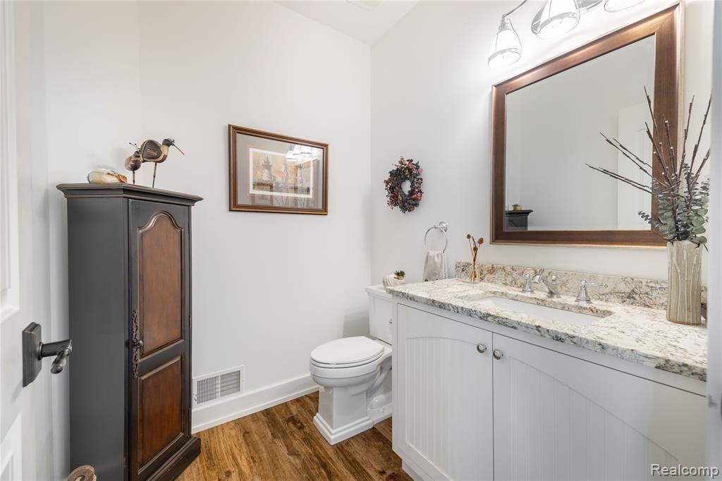 19495 Lighthouse Point, Grosse Ile, MI 48138 — Photo 29