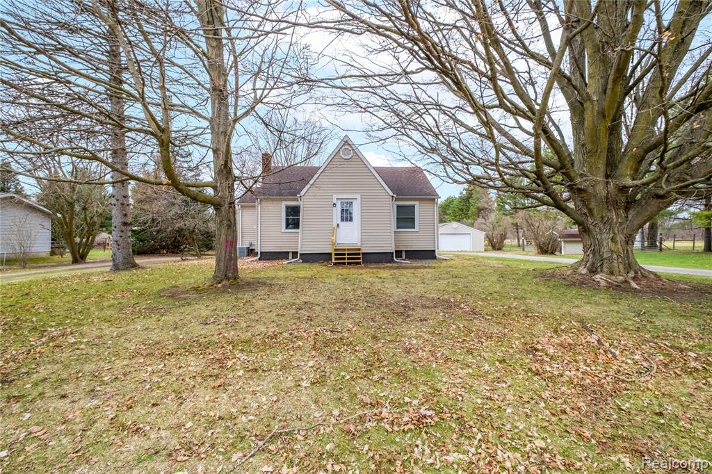 8219 N Genesee Road, Mount Morris, MI 48458 — Photo 2