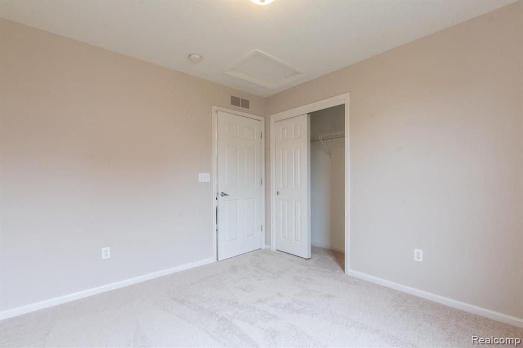 44874 Lafayette Dr., Novi, MI — Photo 35
