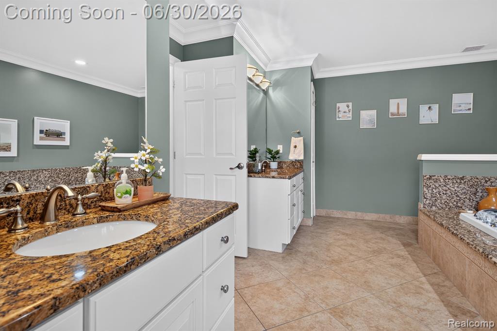 47100 Tania Court, Plymouth, MI 48170 — Photo 33