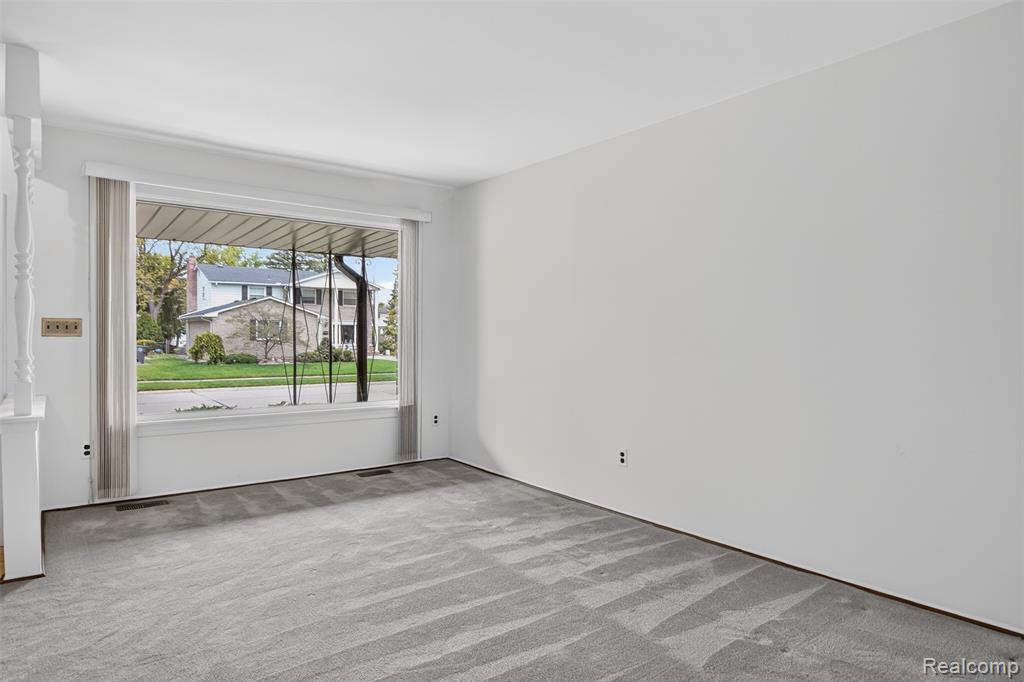 14341 Heritage Street, Riverview, MI 48193 — Photo 8