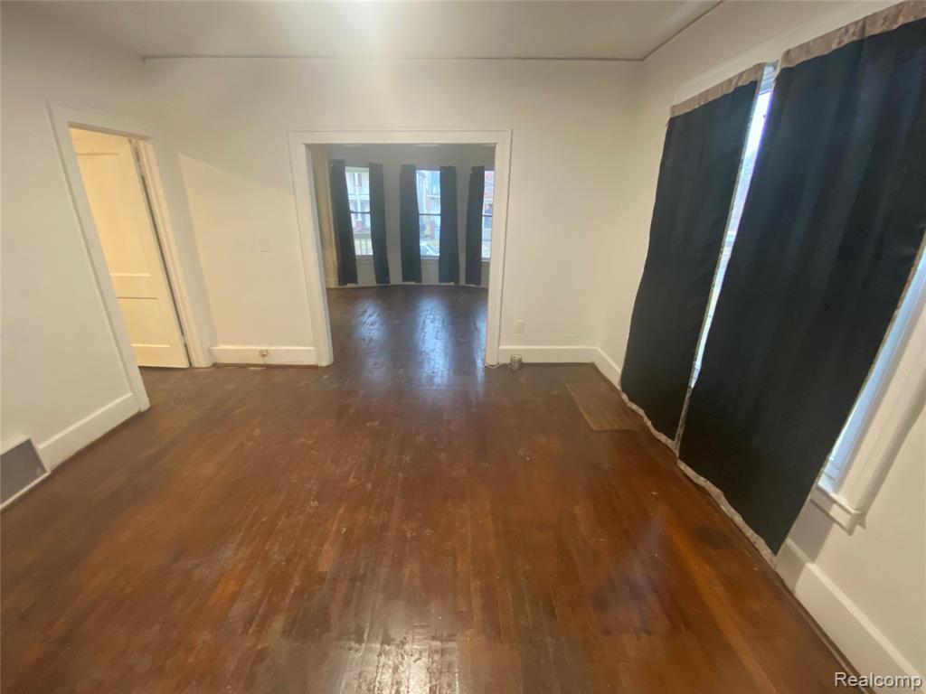 4719 Saint Clair Street, Detroit, MI 48214 — Photo 5