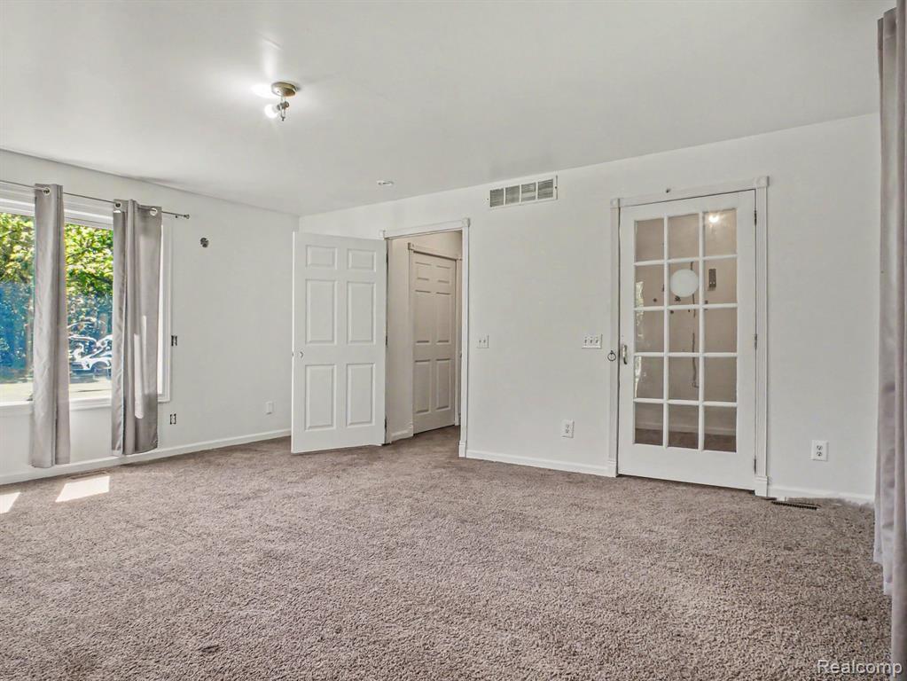 5272 W Frances Road, Clio, MI 48420 — Photo 13