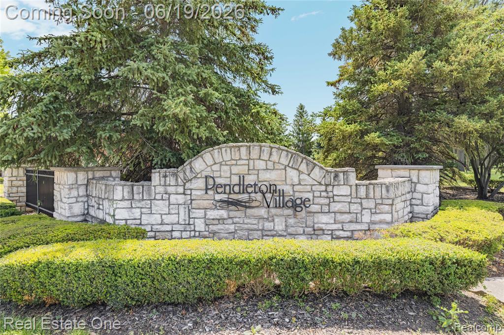 43354 Pendleton Circle, 46, Sterling Heights, MI 48313 — Photo 42