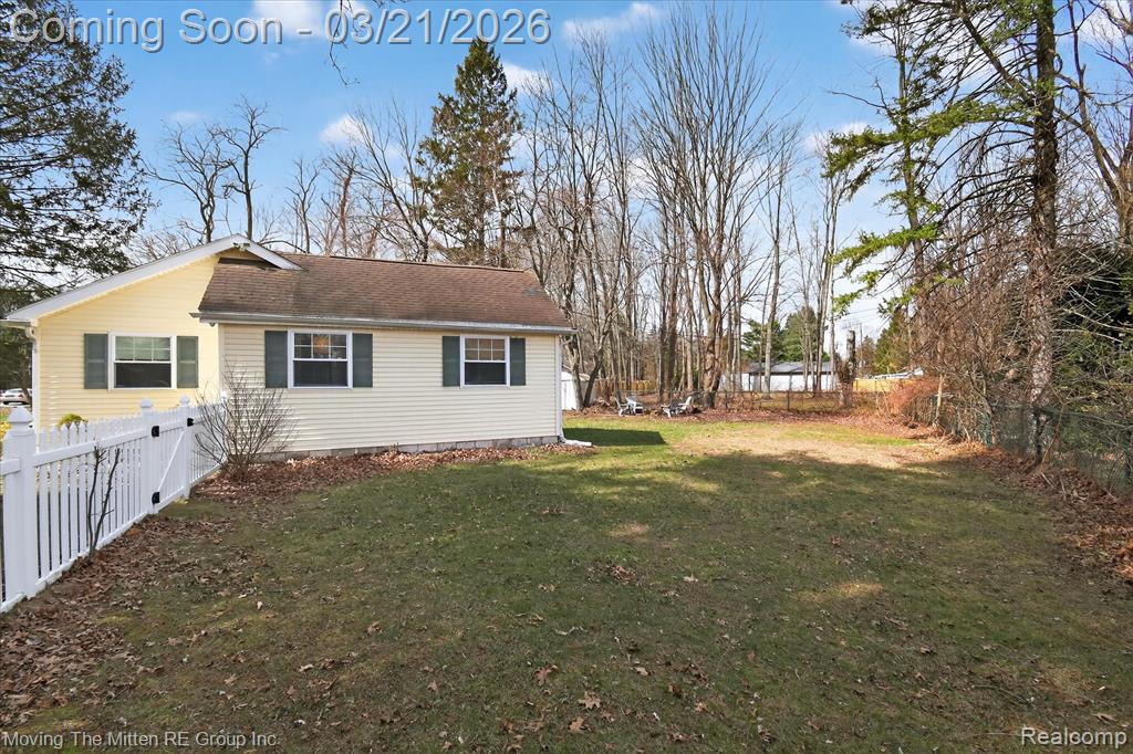 40220 Harris Road, Belleville, MI 48111 — Photo 36