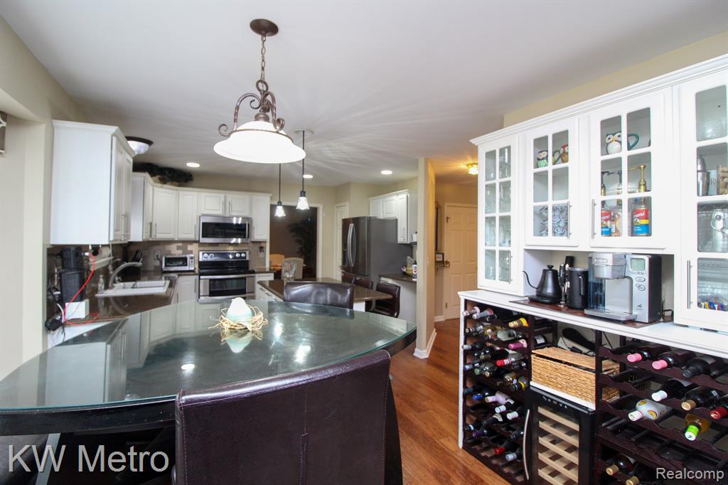 47037 REENE Drive, Belleville, MI 48111 — Photo 22