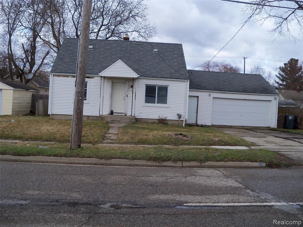 413 E Hemphill Road, Flint, MI 48507 — front exterior