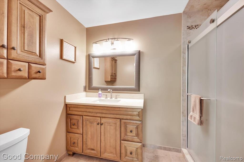 5504 Starwood Drive, Commerce Twp, MI 48382 — Photo 18
