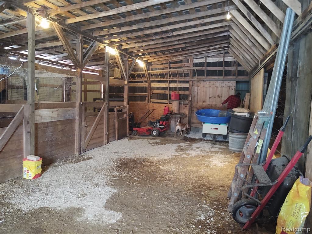 6143 Broadbridge Road, Cottrellville, MI — Photo 33
