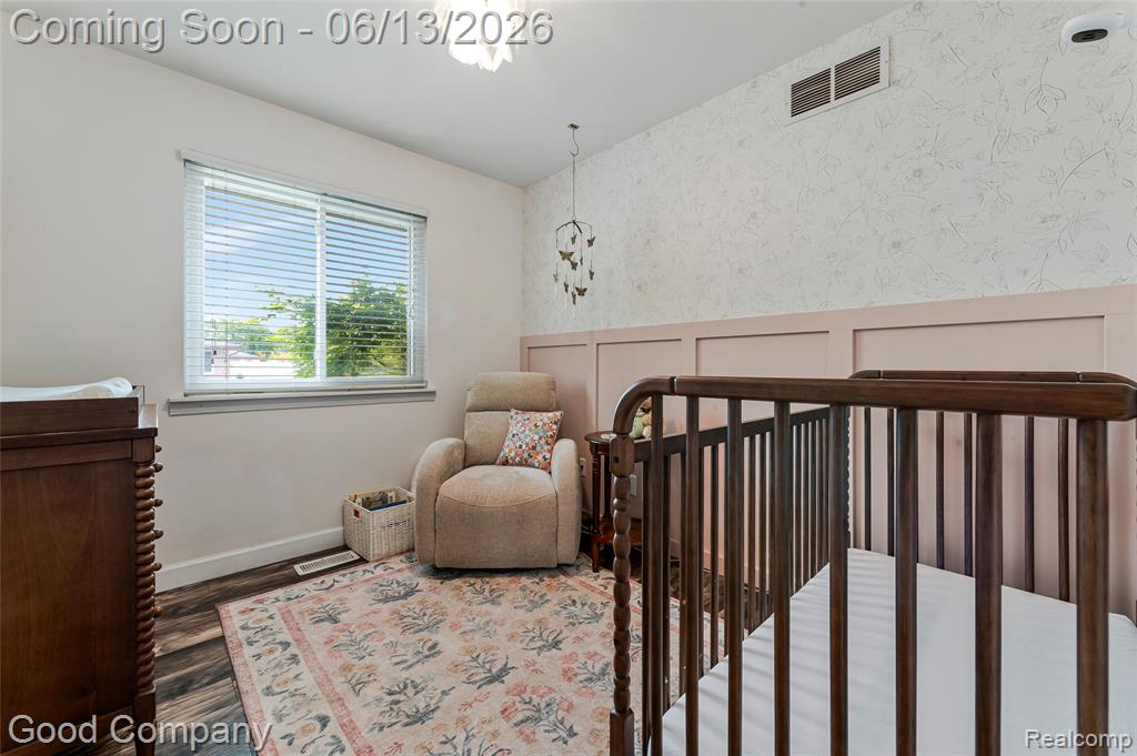 18489 Matthew Drive, Clinton Twp, MI 48035 — Photo 15