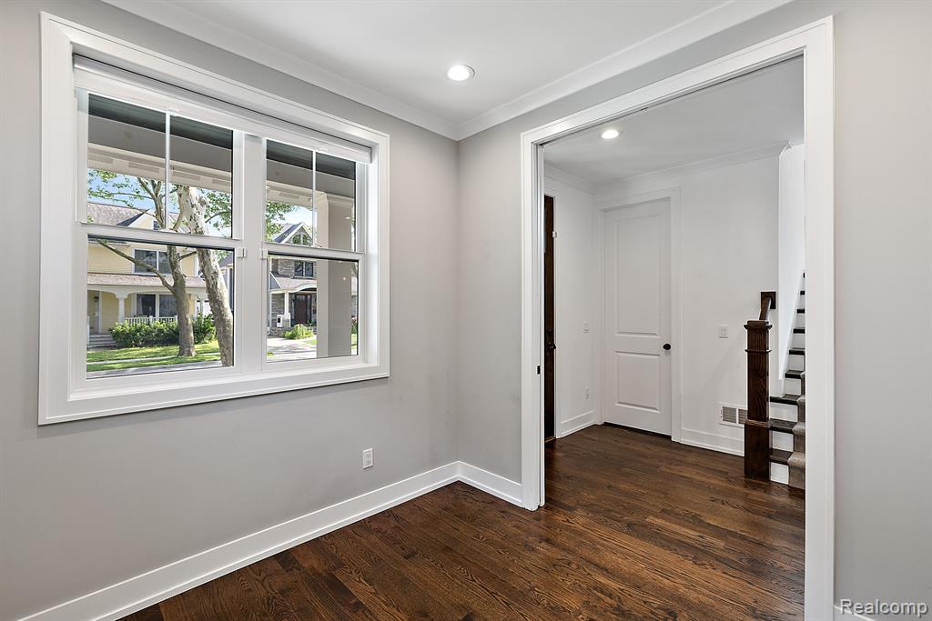 811 Smith Avenue, Birmingham, MI 48009 — Photo 11