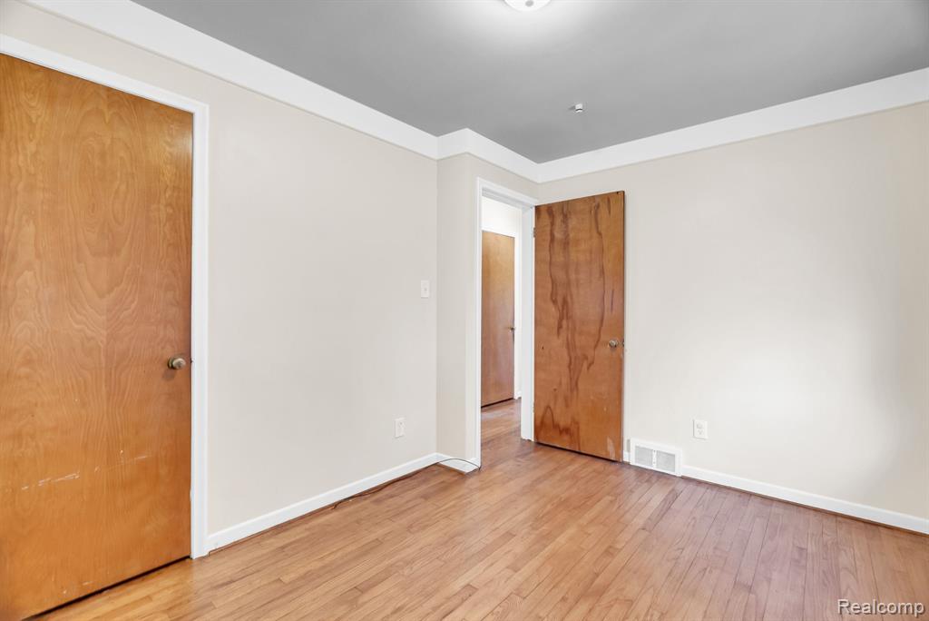 8227 Bingham Street, Detroit, MI 48228 — Photo 16