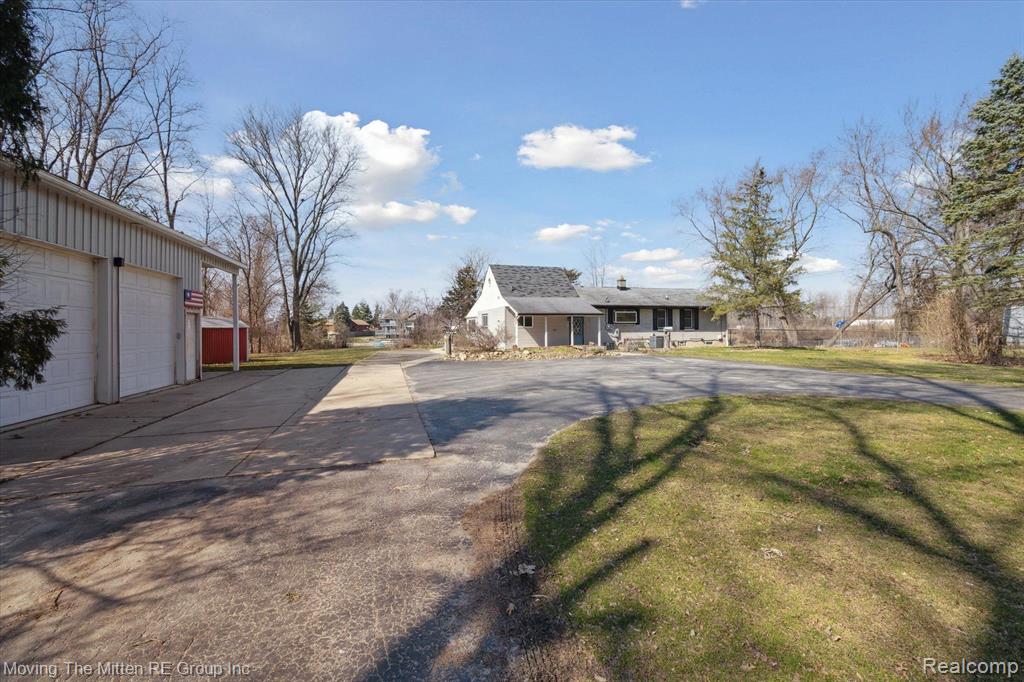 40320 ALDEN Road, Van Buren, MI 48111 — Photo 56