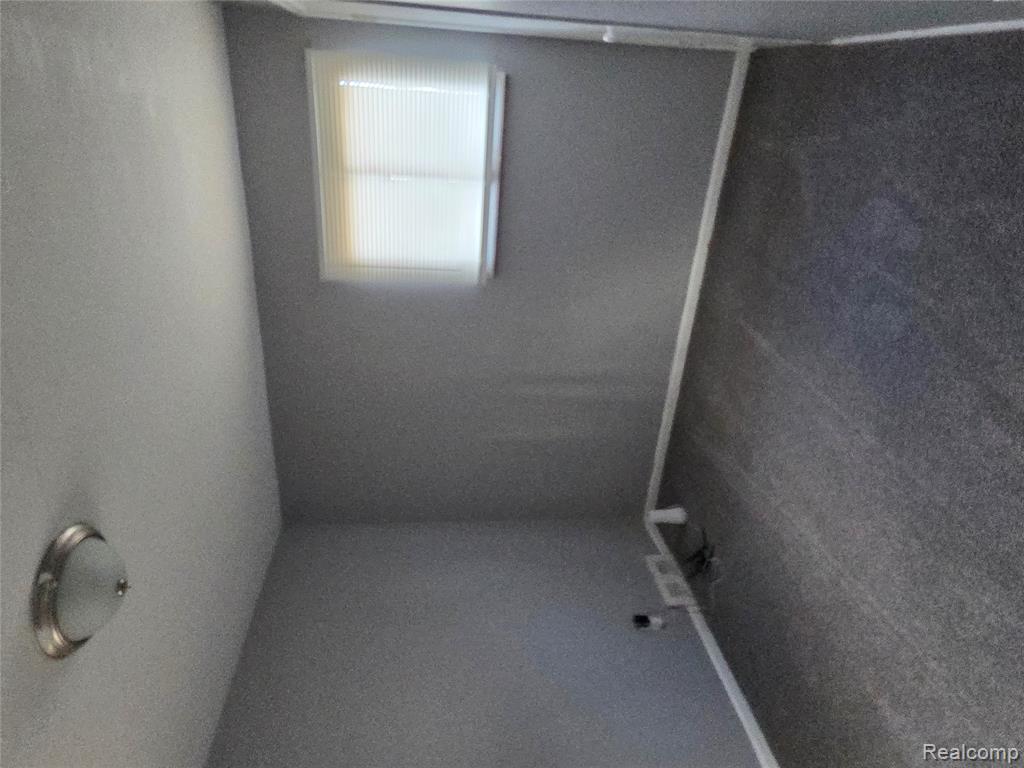 12217 Plainview Avenue, Detroit, MI 48228 — Photo 14