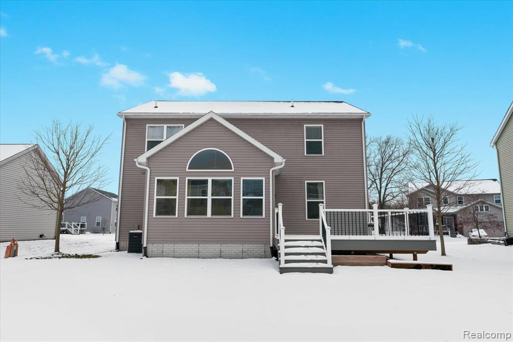 2226 Wood Lane, Howell, MI 48843 — Photo 2