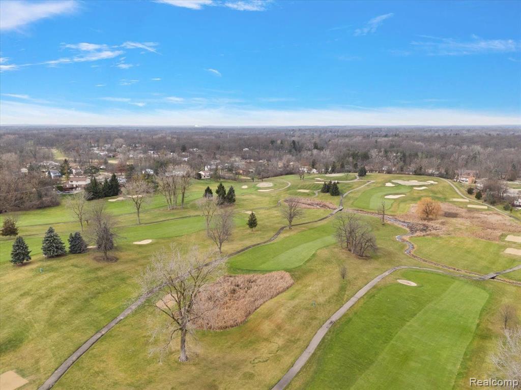 5385 POND BLUFF Drive, West Bloomfield, MI 48323 — Photo 96
