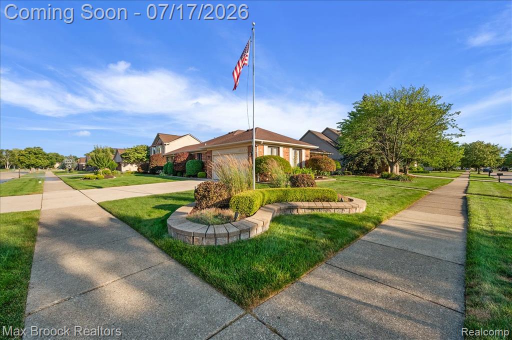 43909 Welland Drive, Clinton Twp, MI 48038 — Photo 26