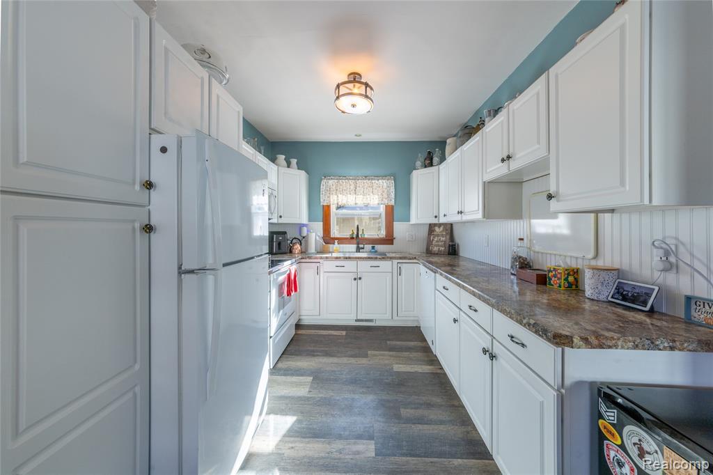 407 Depot Street, Blissfield, MI 49228 — Photo 4