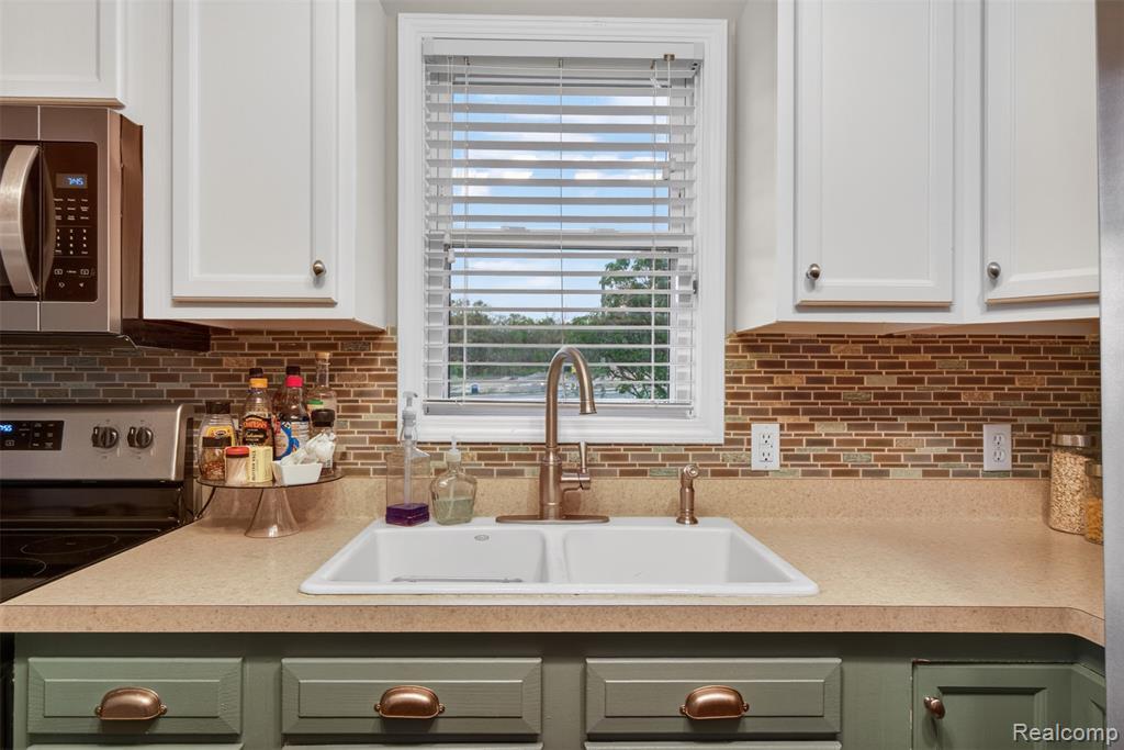 4901 Ann Arbor Road, Jackson, MI 49201 — Photo 19