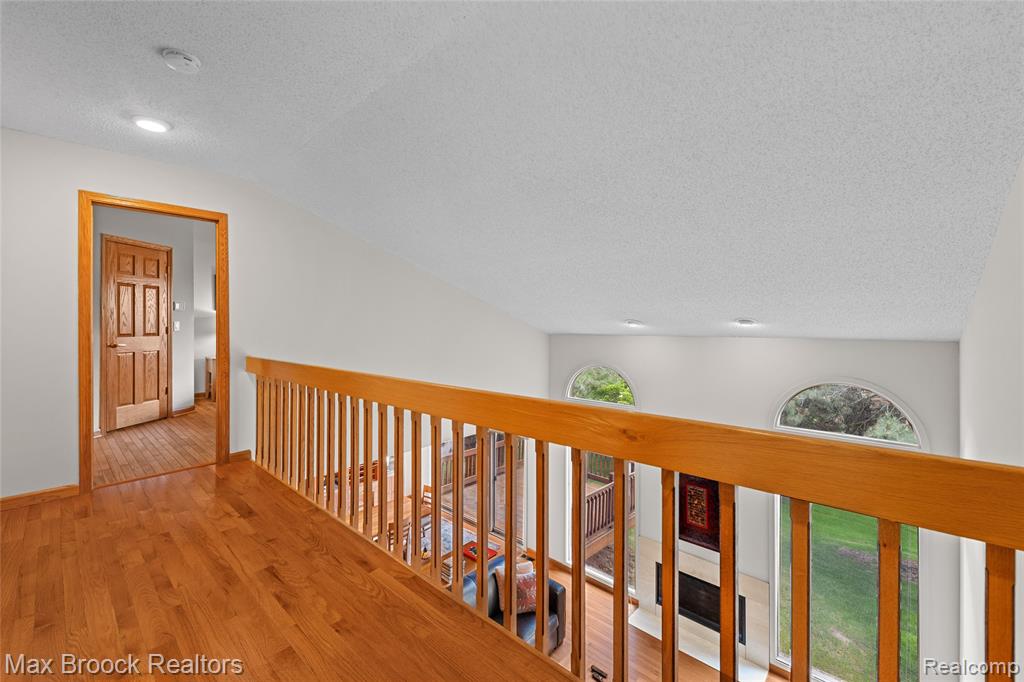 6452 Aspen Ridge Boulevard, West Bloomfield, MI — Photo 13