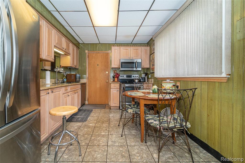 5052 Seebaldt Street, Detroit, MI 48204 — Photo 20