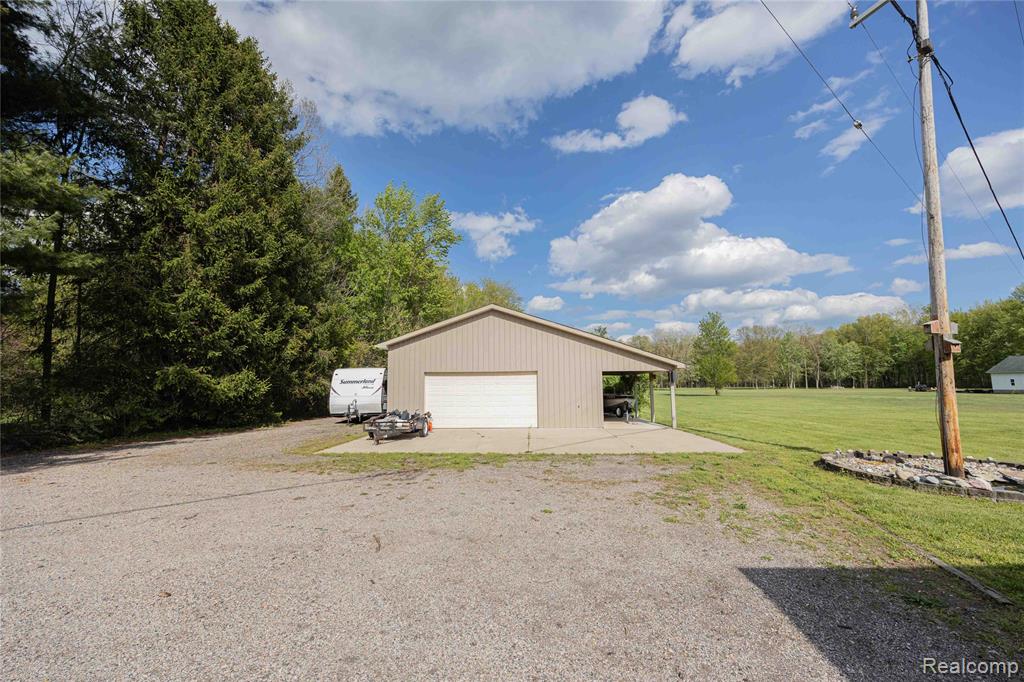 21855 Huron River Drive, New Boston, MI 48164 — Photo 51
