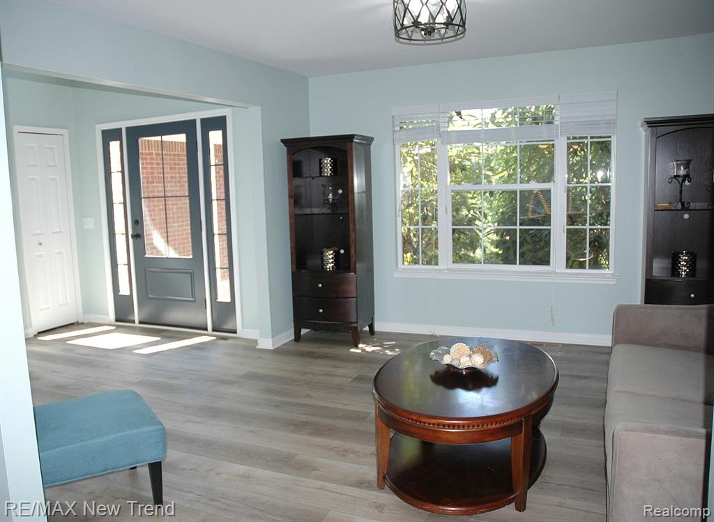 785 Pathway Drive, Howell, MI 48843 — Photo 5